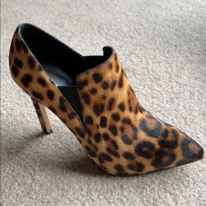 Brand New- Never Worn NINE WEST booties